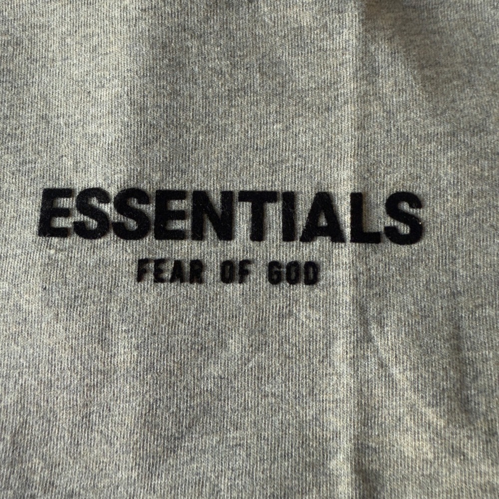 Essentials Fear of God Light Oatmeal Short Sleeve Tshirt‎ 192BT212112F XS NEW